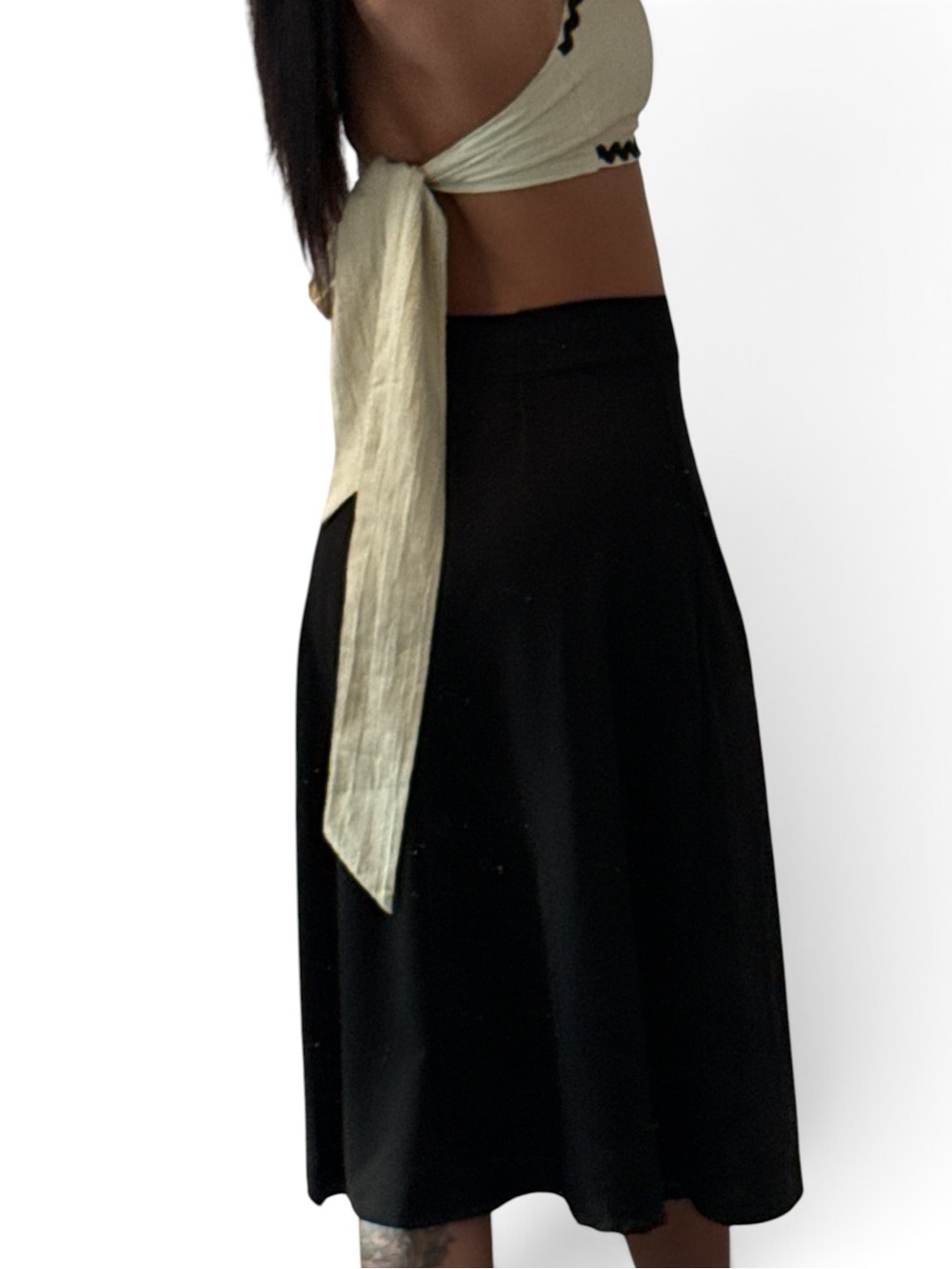 High-Waist Black Midi Skirt - Sleek Everyday A-Line